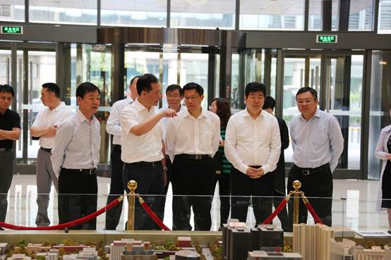 市國(guó)資委主任張貴林一行到金融街調(diào)研