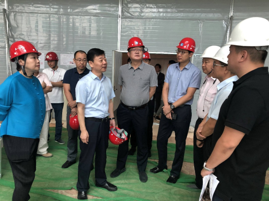集團領(lǐng)導(dǎo)到威斯汀檢查裝修揚塵污染治理專項工作