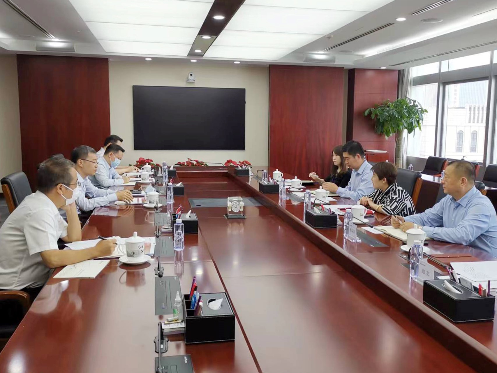 金融街集團所屬長城人壽推動西城區(qū)金融機構(gòu)特殊貢獻獎勵方案落地