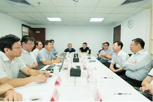 聽取廣州公司工作匯報(bào)